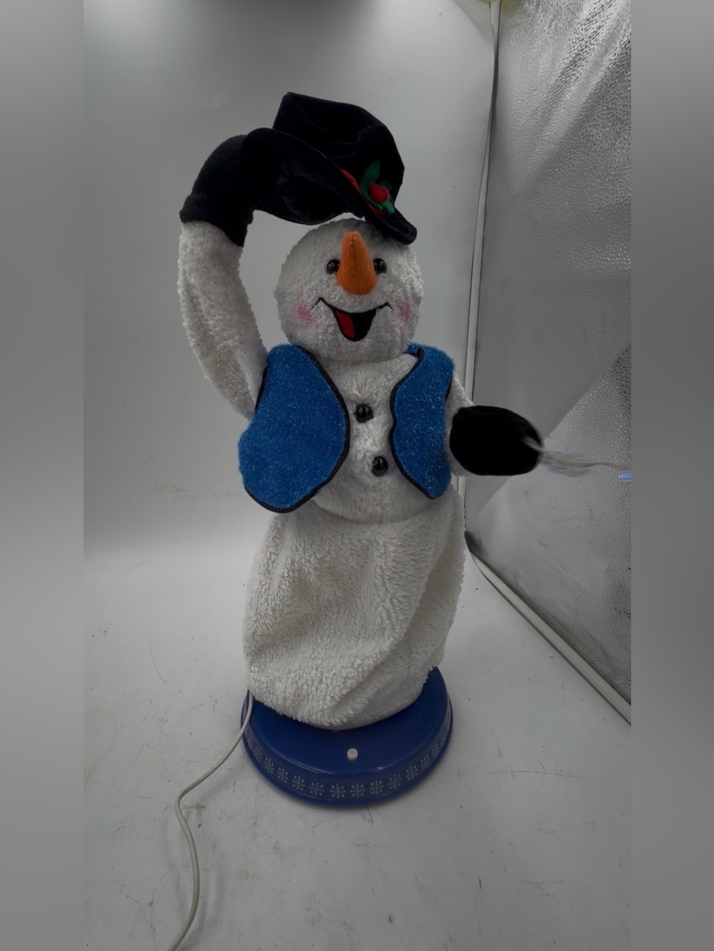 Vintage Gemmy Animated Spinning Snowflake Snowman Singing Dancing Snow Miser.